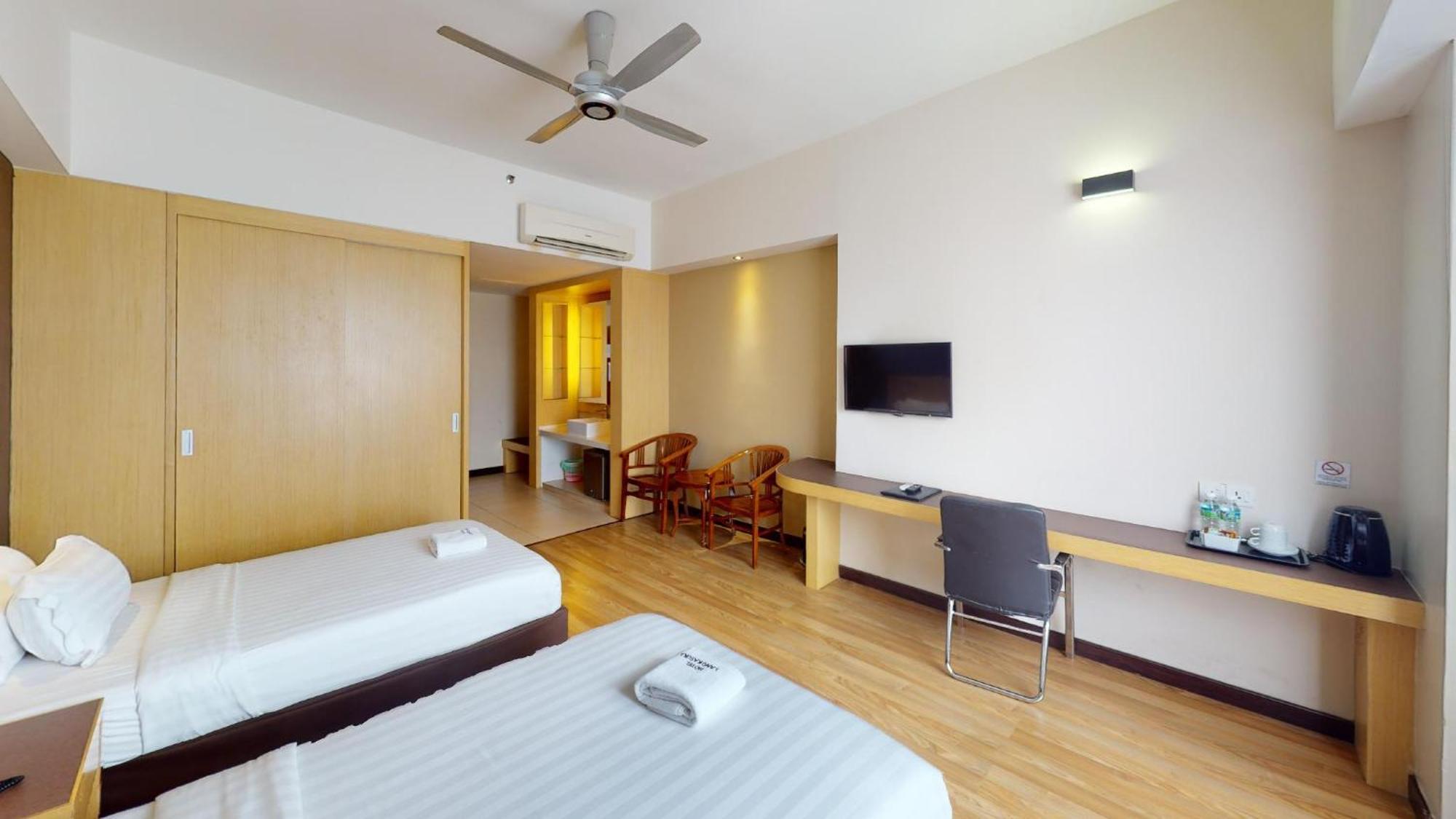 Hotel Langkasuka Langkawi Kuah Extérieur photo
